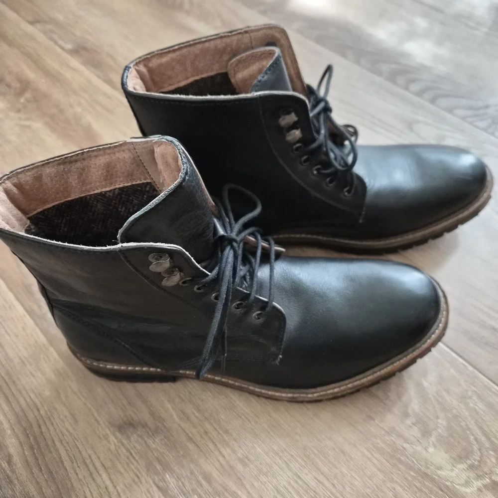 Like NEW Kurt Geiger Men's Black Leather Boots 43 9.5 - Picture 2 of 10